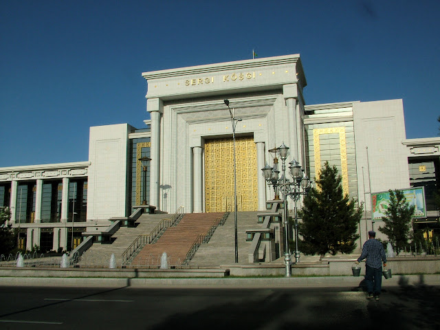 Туркменистан, июнь 2010. ТРАФФИК