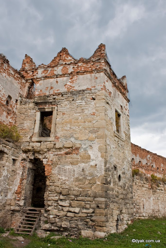 Замок у Старому селі