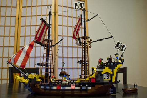 LEGO Black Seas Barracuda