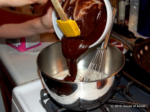 [adding chocolate to haupia[2].jpg]