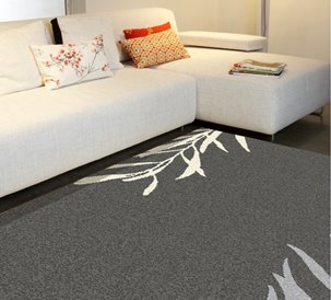 tapis synthétique blanc et gris en polypropylène