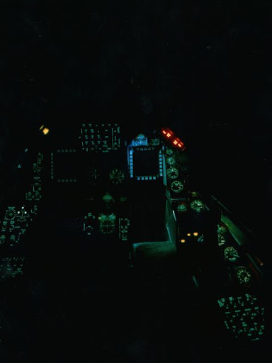 F-16_Night_Cockpit.JPG