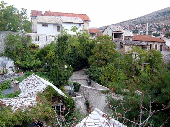 Wandering around the back alleys