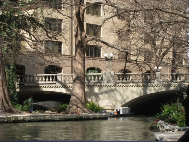 [riverwalk[5].jpg]