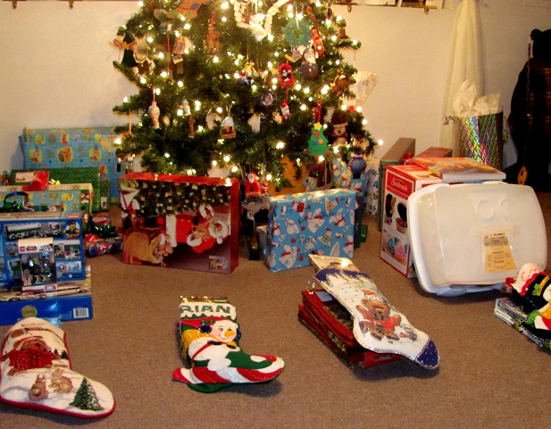 [Christmas morning[4].jpg]
