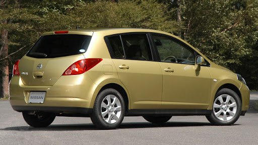Nissan Tiida 2011