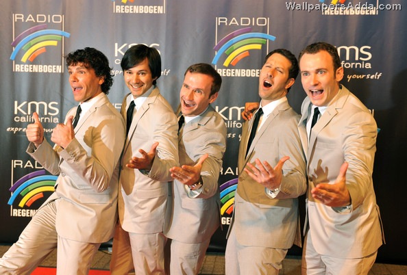 [Radio+Regenbogen+Award+2010+wM-8a8A8M3Cl[3].jpg]
