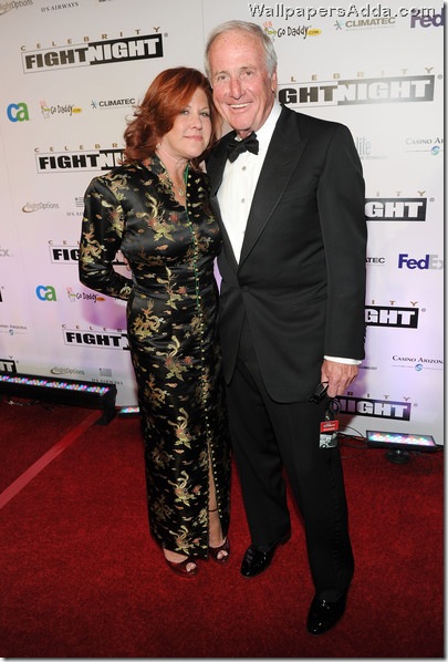 Celebrity Fight Night XVI Arrivals lPqrxYyyRvMl