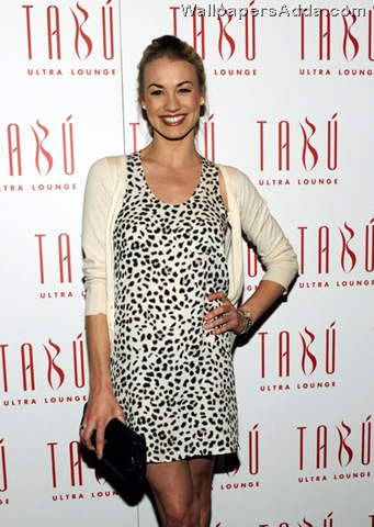 [Yvonne+Strahovski+Hosts+Evening+Intrigue+Tabu+1X8qB5LVdFGl[2].jpg]