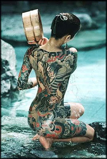 Black and Grey Tattoo: More Girls With Ink