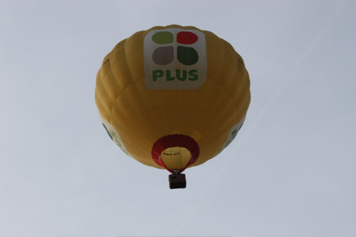 Ballonvaart vanuit Exel naar Oud Leusen met de Plus ballon en Peter Kelder