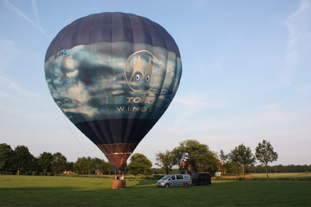Prive ballon vaart van Exel over Holten naar Nieuw-Heeten.
