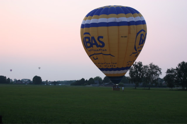 Ballonvaren in Zwolle Heino en Raalte met 10 personen.