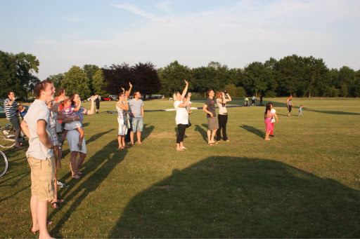 Ballonvaren met een groep van Veenendaal naar Druten Afferden met stalend weer.