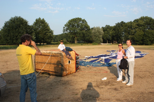 Ballonvaart tijdens voetbal WK finale vanuit Amersfoort naar Veenendaal.