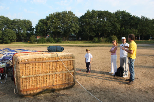 Ballonvaart tijdens voetbal WK finale vanuit Amersfoort naar Veenendaal.