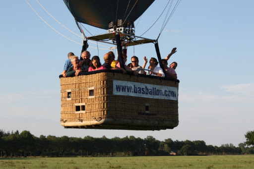 Ballonvaren met een groep van Exel naar Markelo.
