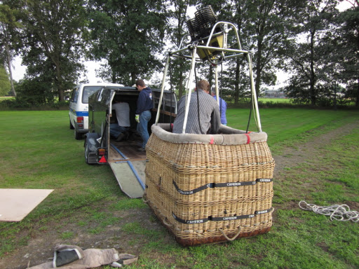 Examen ballonvaart van Ootmarsum naar Nordhorn Duitsland.
