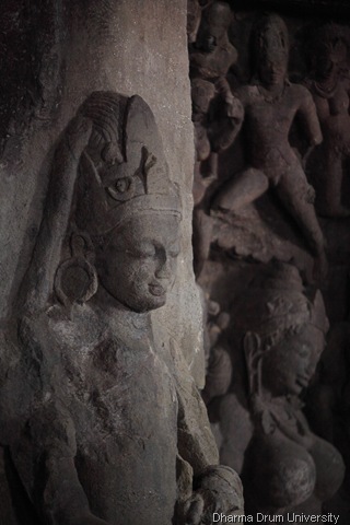 [india13_07[8].jpg]