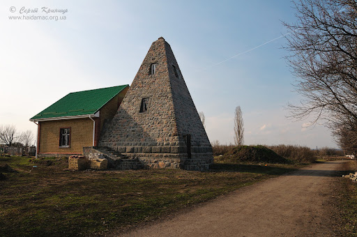 усипальниця Білевичів у Комендантівці