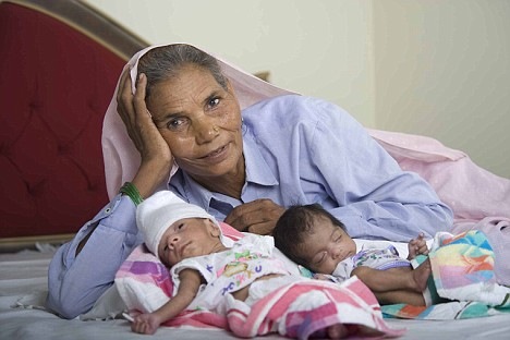 30-the-worlds-oldest-mother 30-the-worlds-oldest-mother
