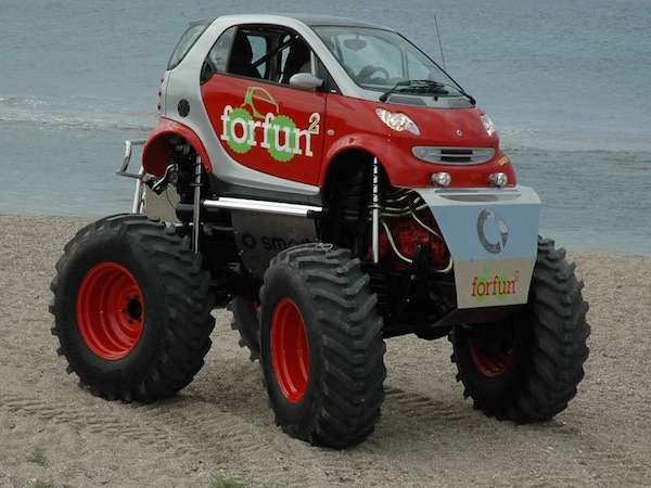 [Smart Car Monster Truck[3].jpg]