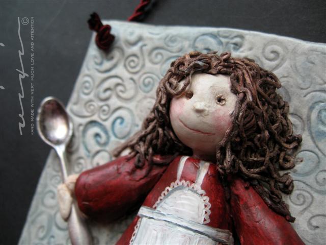 [Ruth_the_cook_close (Small)[2].jpg]