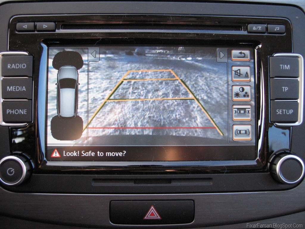 [Volkswagen Passat 2011 TDI Masters BlueMotion 044[2].jpg]