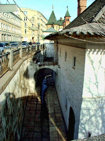 [Chambers of the Romanov Boyars1[1].jpg]