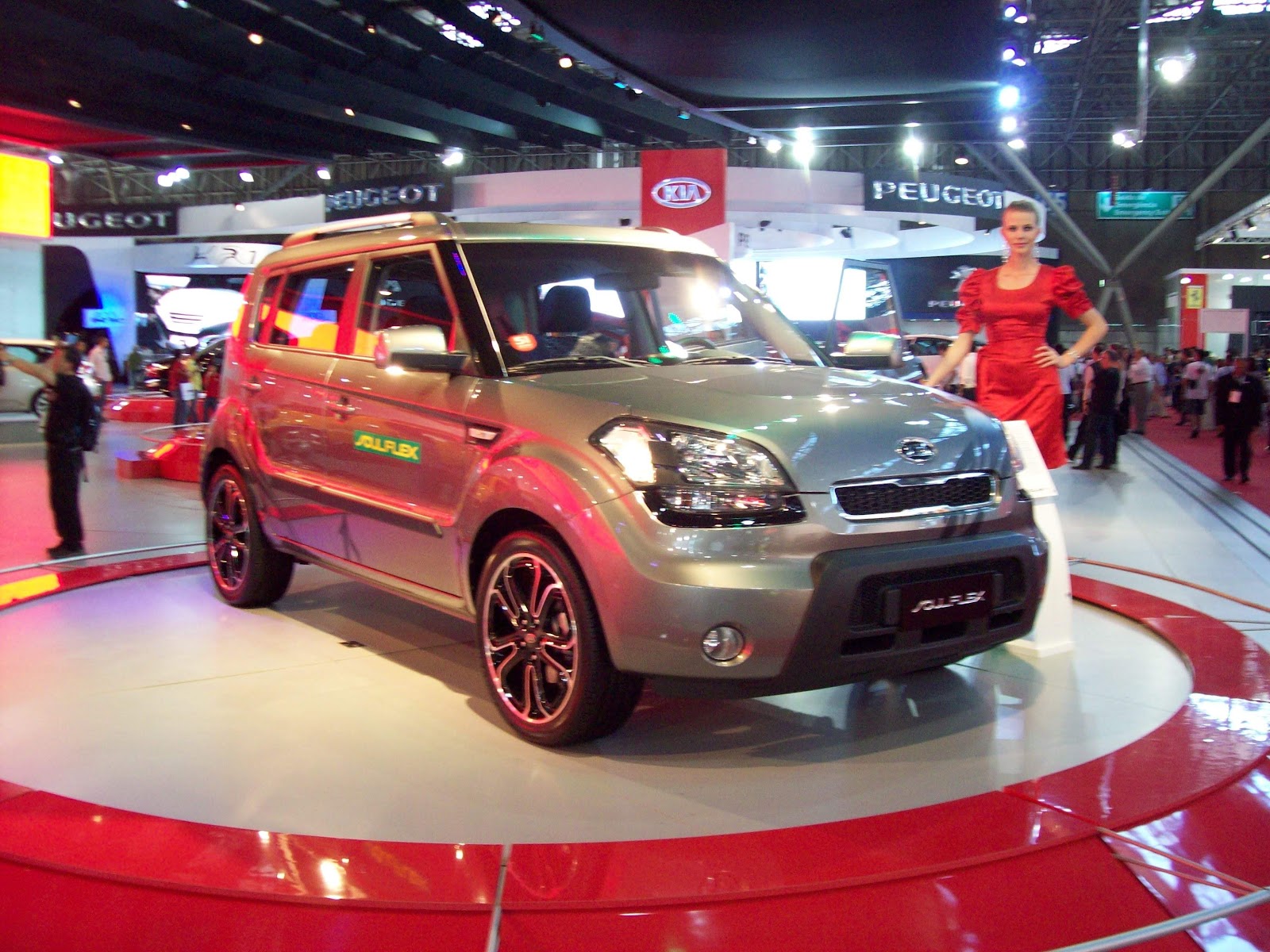 [kIA Salão do Automóvel (10)[7].jpg]