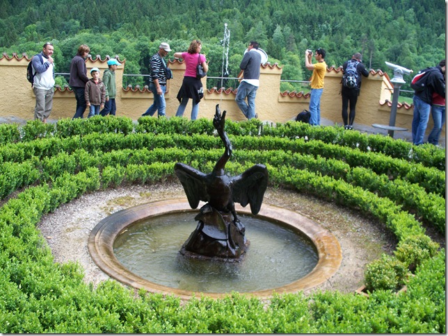 Swan Fountain