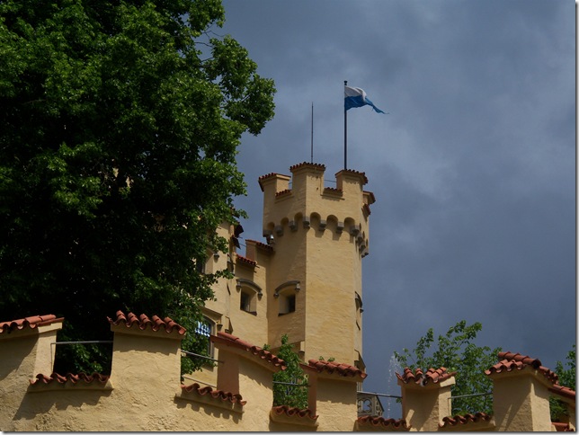 Hohenschwangau tower with bayern flag