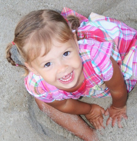 [anna contest sand[11].jpg]