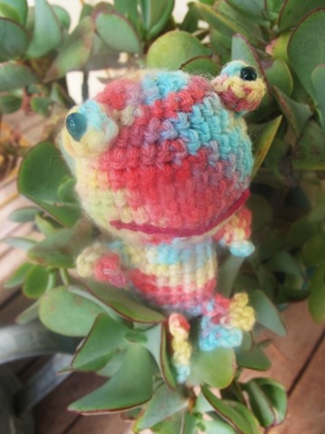[crochet froggie[4].jpg]