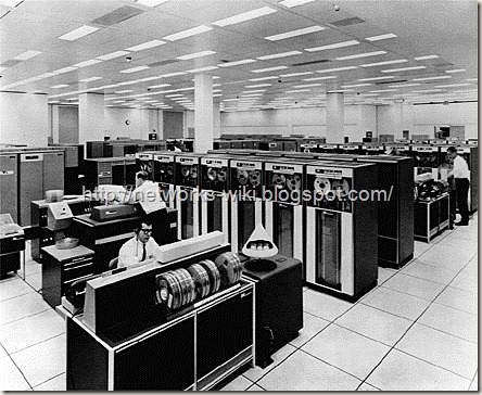 The IBM 7094, a typical mainframe computer [photo courtesy of IBM]
