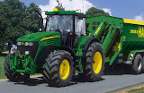 JD7920_Graincart_1.jpg