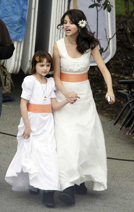 selena-vestido-blanco-1