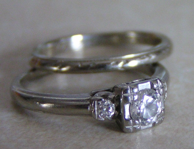 [My Grandmother's Ring[2].jpg]