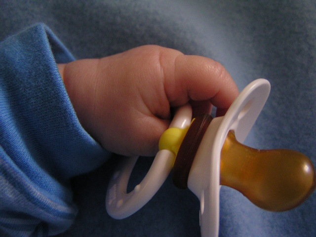 [little hand with paciifer 2[3].jpg]