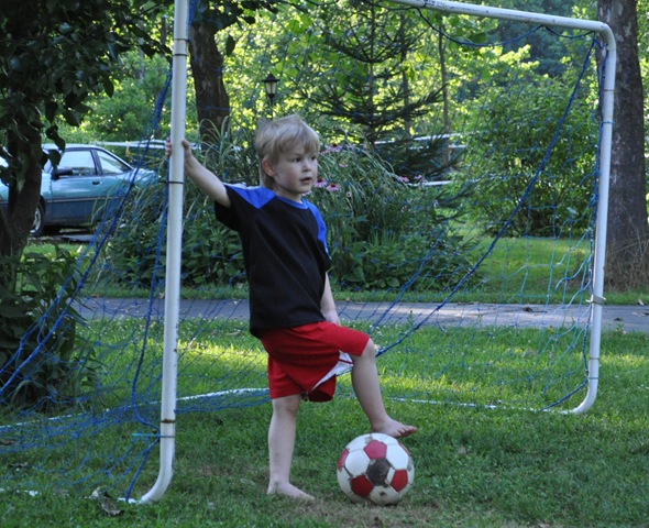 [Soccer14.jpg]