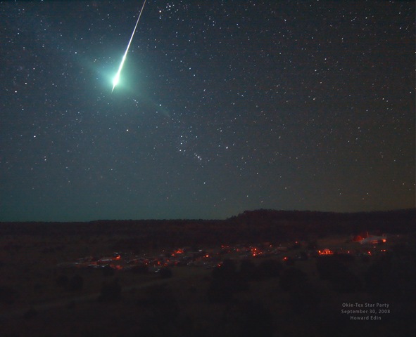 [Howard Edin. He captured this bright fireball from the Okie-Tex Star Party on September 30, 2008[3].jpg]
