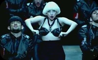 Clipe de "Alejandro" Clipe de "Alejandro"