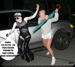 Corre Gaga! A Britney não está de brincadeira... Corre Gaga! A Britney não está de brincadeira...