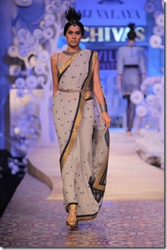 WIFW SS 2011 Collection By JJ Valaya6