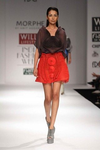 [WIFW SS 2011collection by Morphe by Amit Aggarwal 7 (2)[3].jpg]