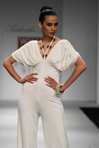 [WIFW SS 2011 collection by  Siddartha Tytler (12)[4].jpg]