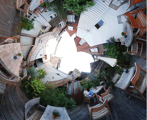 Amazing Examples of Conformal Photography