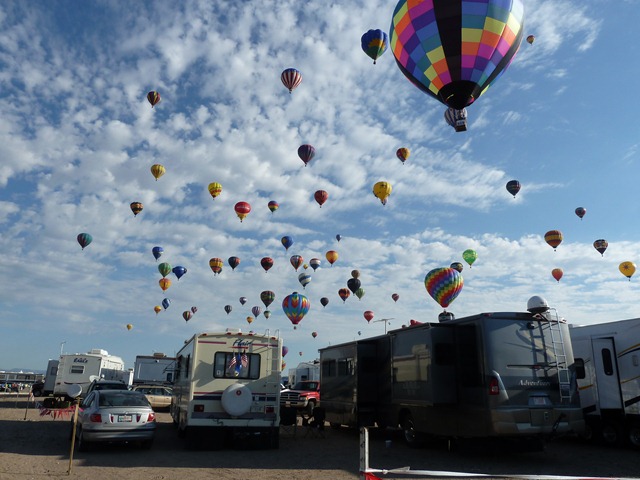 [2010 10 02_2010 Balloon Fiesta_3849[3].jpg]