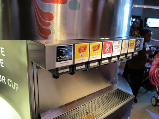 ワールドオブコカコーラ