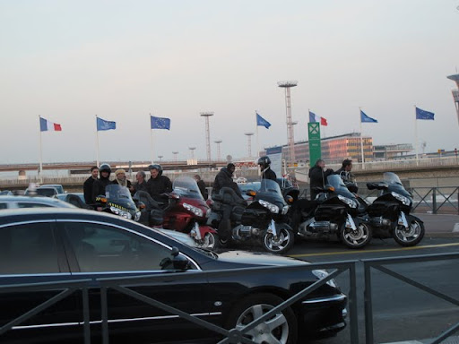 ゴールドウィング